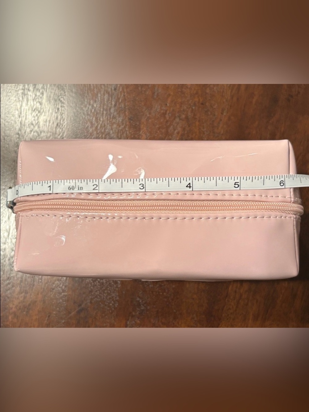 Dior Pink Glossy Embossed CD Cosmetic Case 2026 - NWT/NIB - Picture 7 of 7